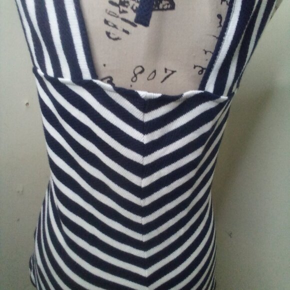 Maeve Anthropologie Shirt XS Sleeveless Straps Stripe Blue White - Picture 14 of 15